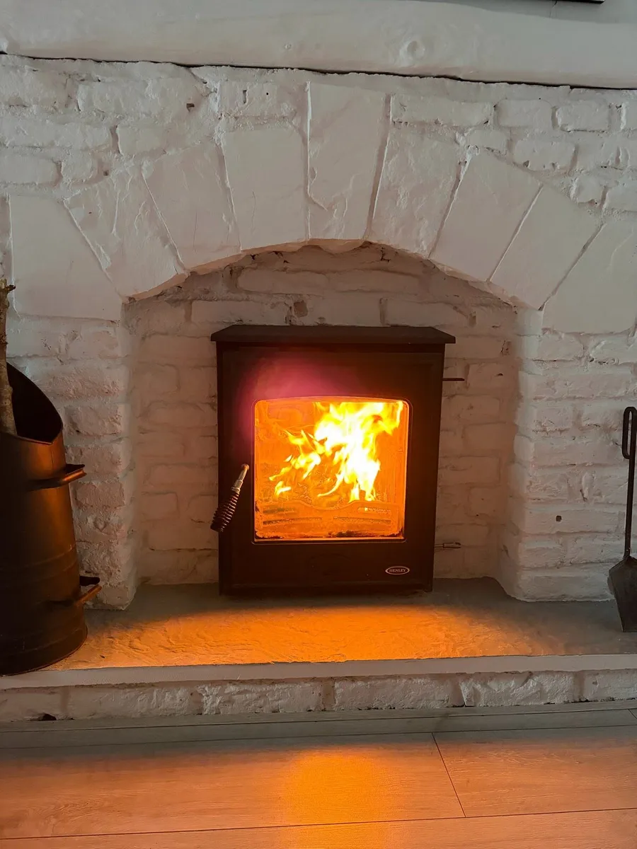 5KW Henley insert stove for sale - Image 1