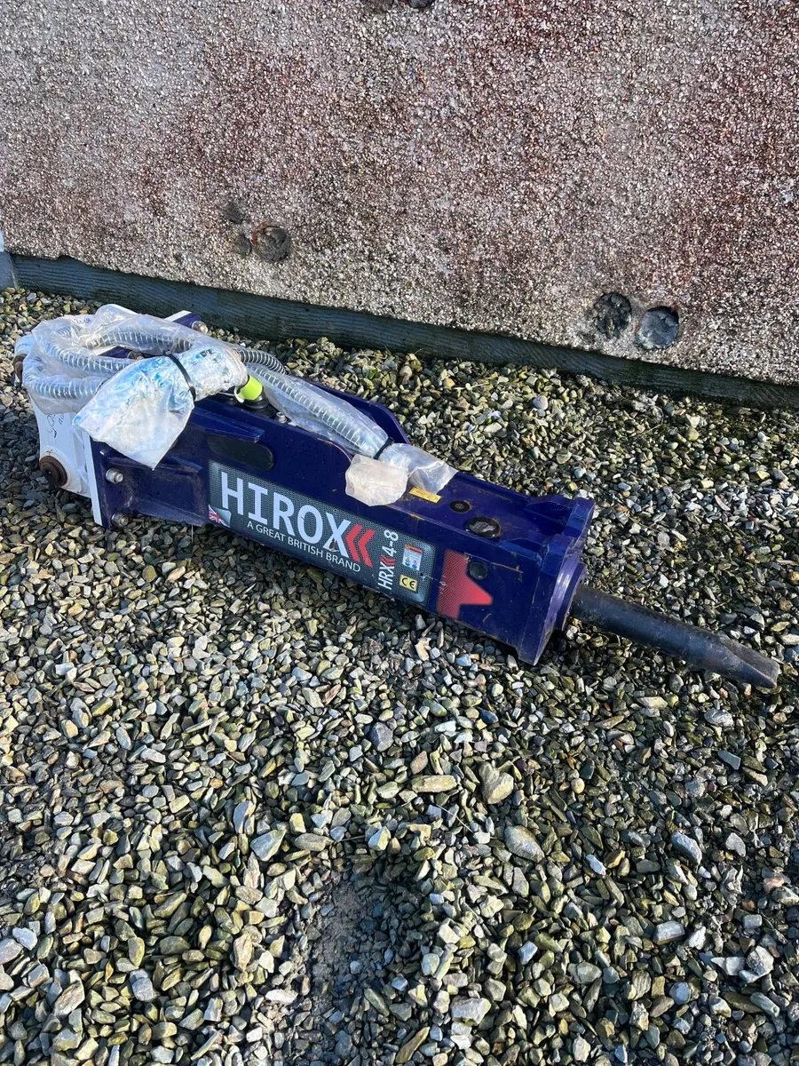 Rock breaker - Image 1