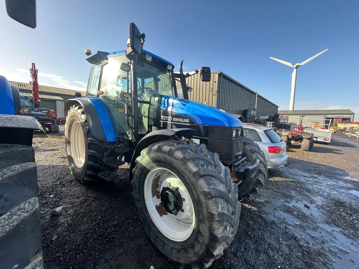 2004 new Holland TS115 Tractor - Image 1