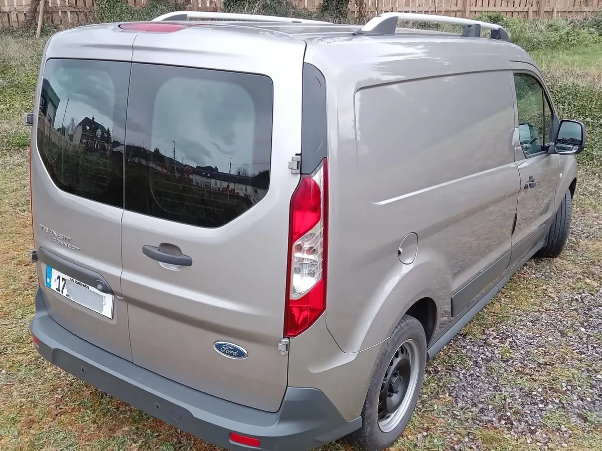 Ford Transit Connect 2017 LWB Turbo 6Speed - Image 3