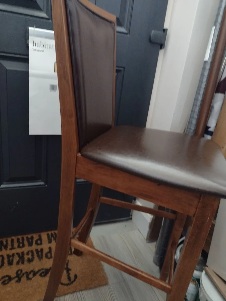 Beautiful walnut kitchen bar stool - Image 1