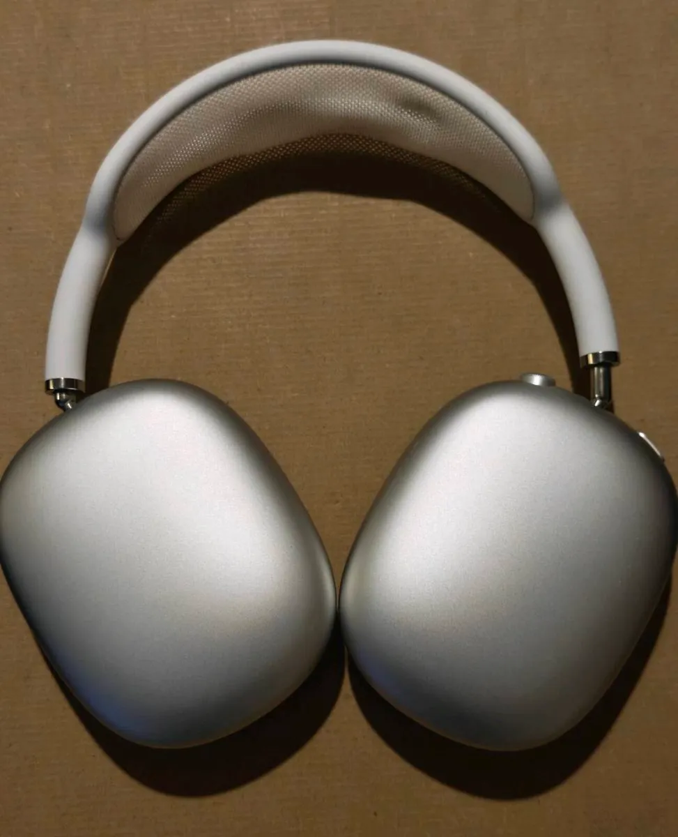 AirPods Max - Image 1