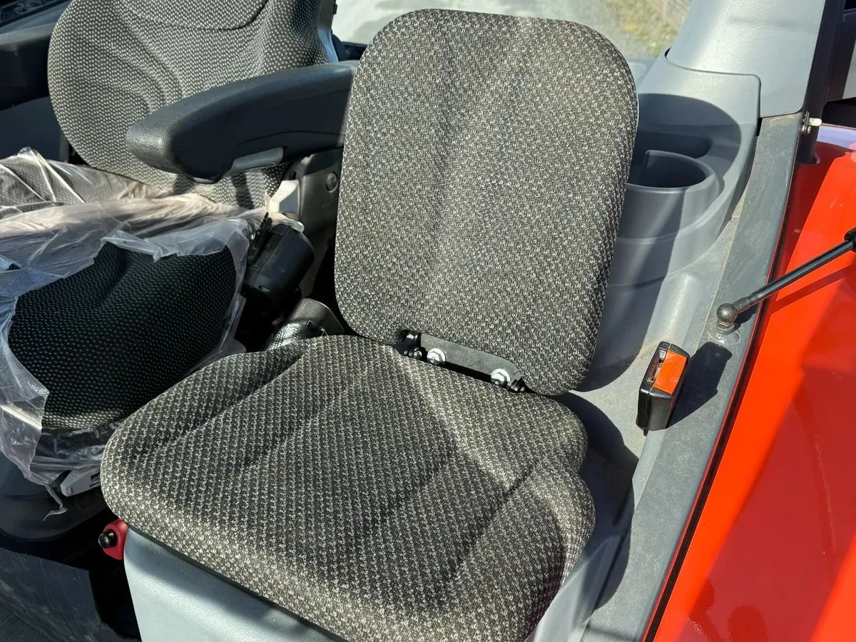 Tractor 50kph - Image 3