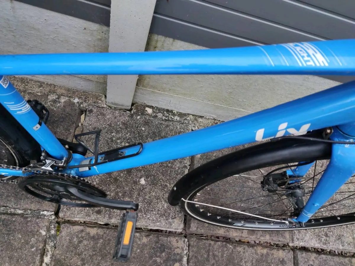 Liv Alight 2 City Disc  Women's Hybrid Bike - Image 4