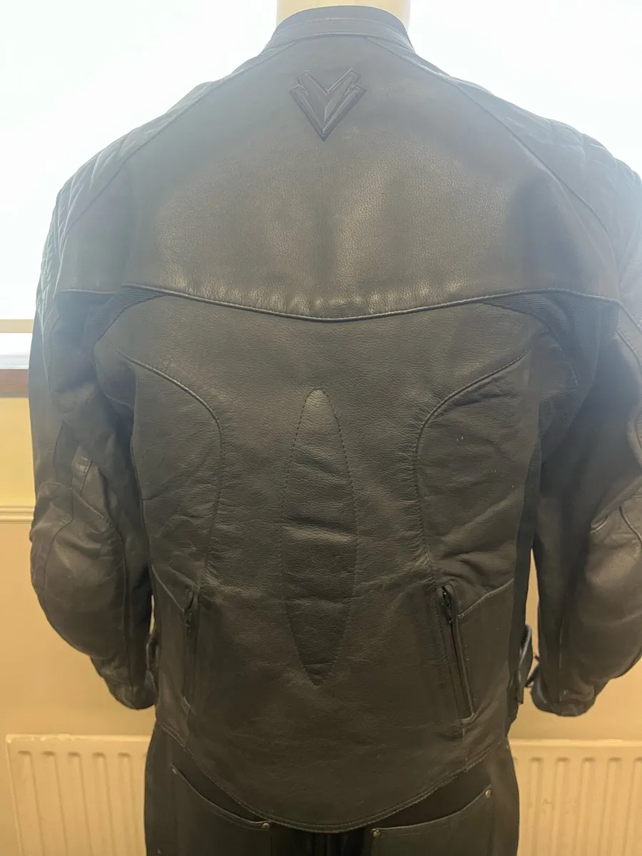 Frank Thomas Leathers - Image 4