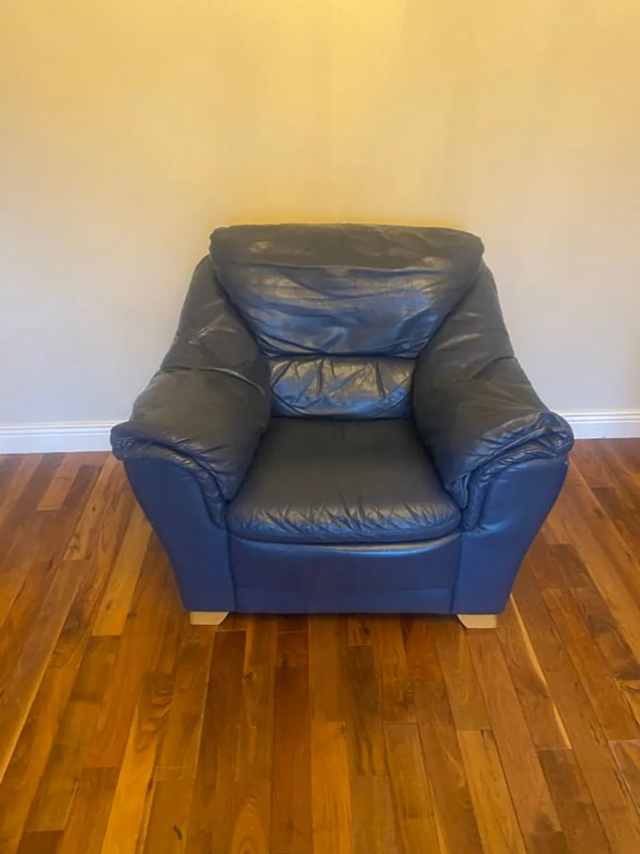 Leather Couch 3+1+1 - Image 2