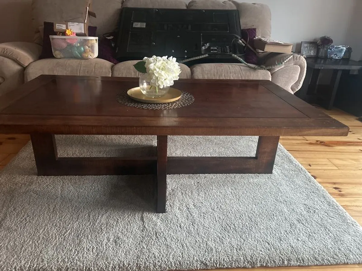 coffee table and matching end table - Image 2