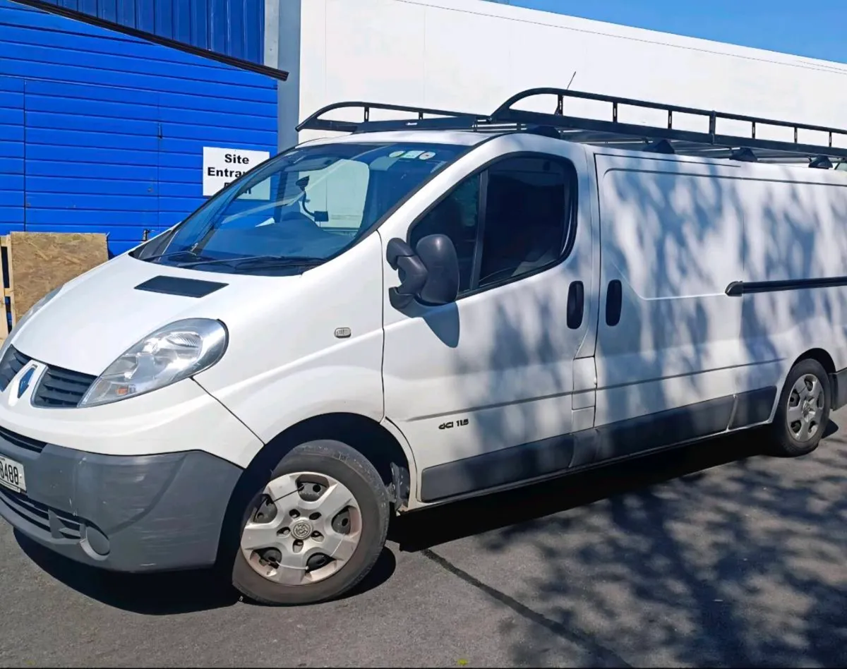 Trafic van - Image 2