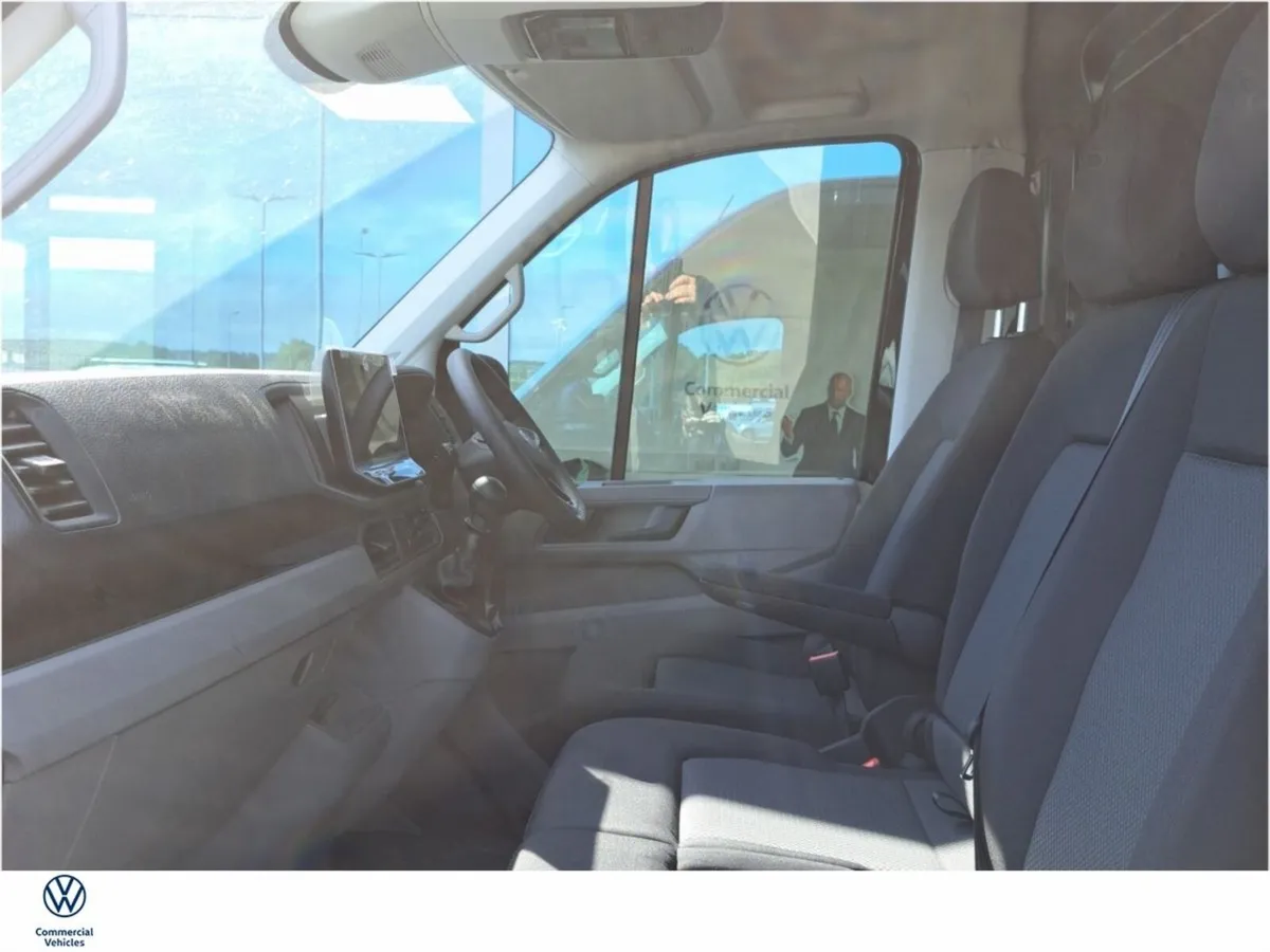 Volkswagen Crafter 2.0tdi 140bhp Trendline 3.5T - Image 4