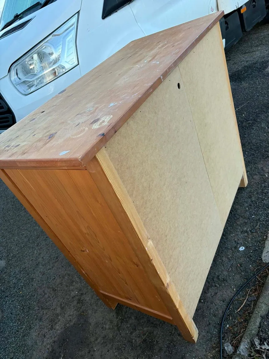 Pine chest of drawers - Image 4