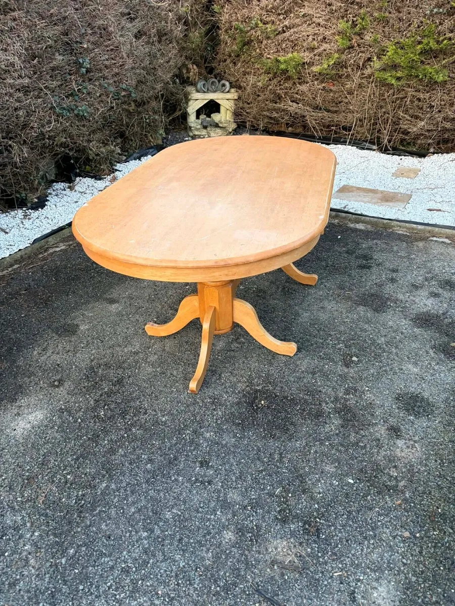 Oak kitchen table - Image 2