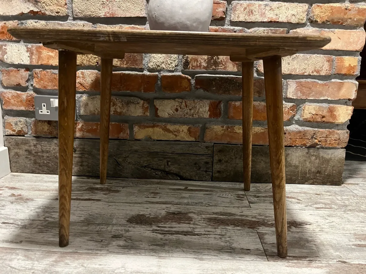 Mid century table - Image 3