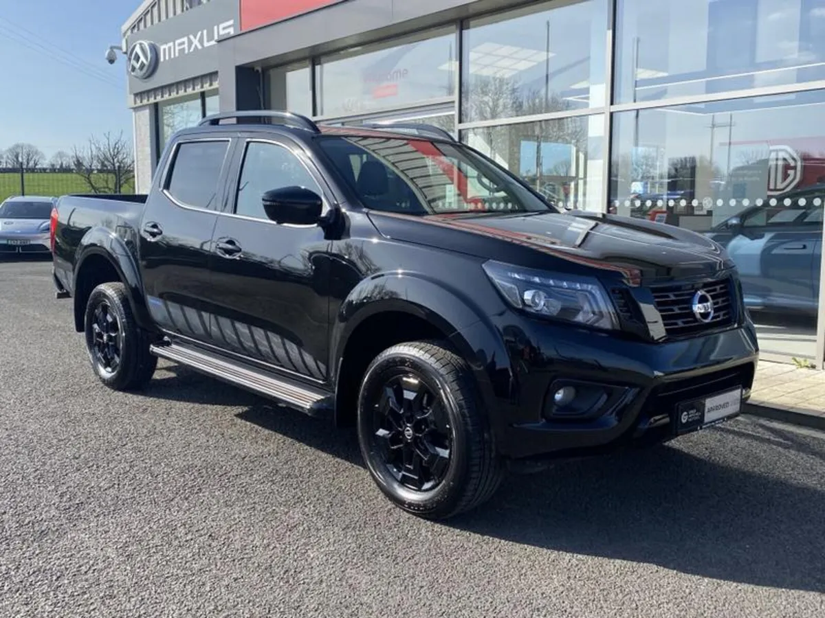 Nissan Navara SPECIAL EDITION Double Cab Pick Up N - Image 1