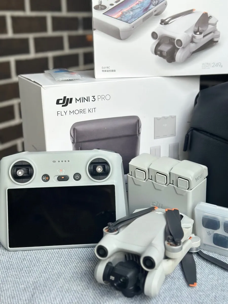 DJI Mini 3 Pro drone / Fly More Combo - Image 1