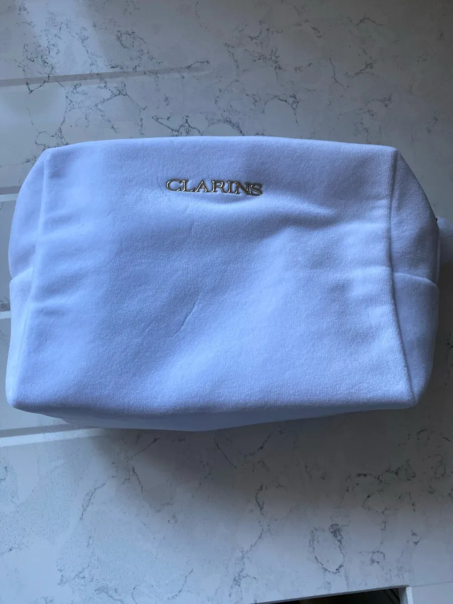 Clarins gift set - Image 1
