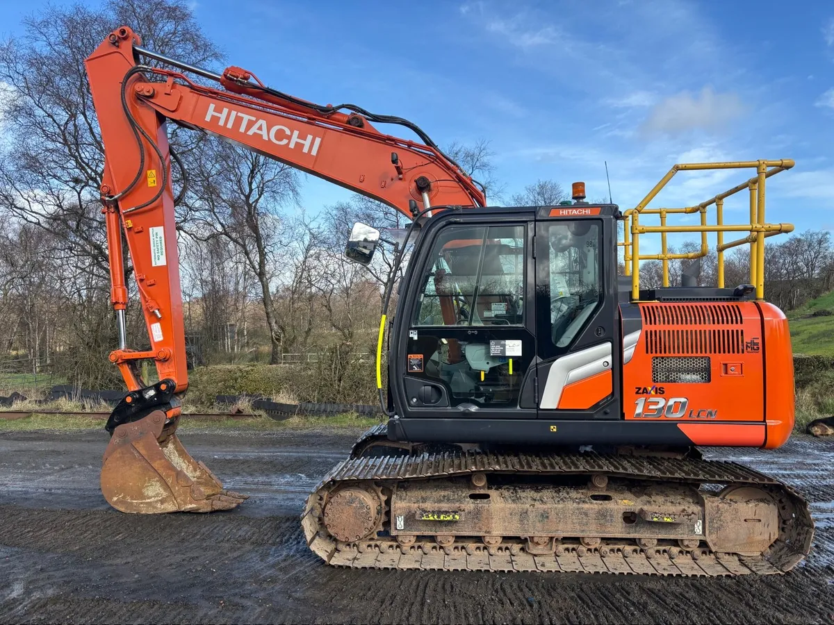 Hitachi Volvo Kubota - Image 1