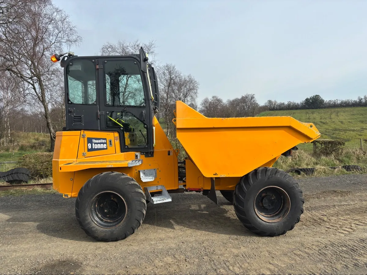 Thwaites Hitachi Volvo Dumper - Image 1