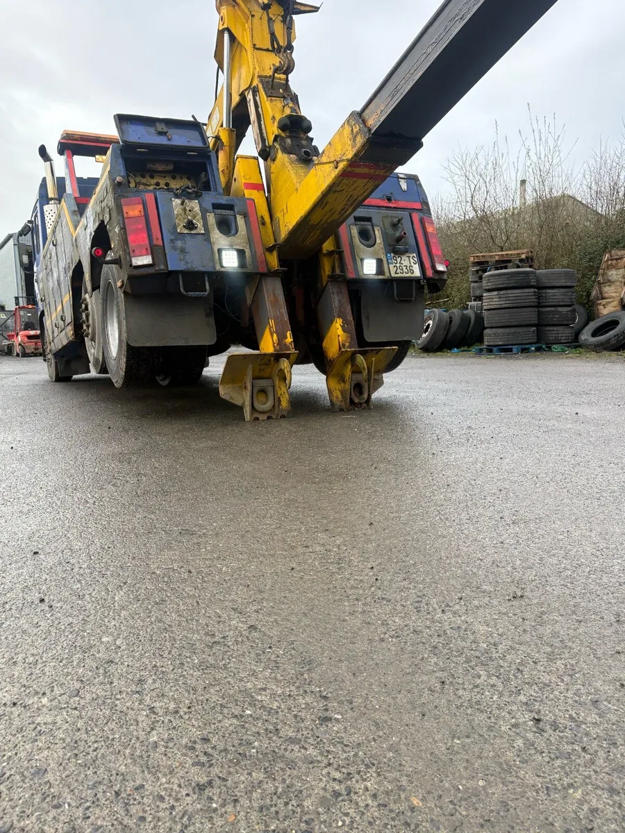 Erf e14 320 recovery truck - Image 3