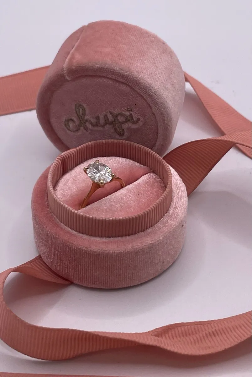 Chupi Moonlight engagement ring with paperwork - Image 3