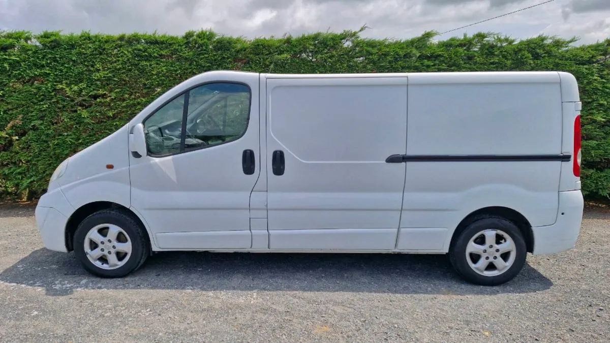Vauxhall vivaro - Image 1
