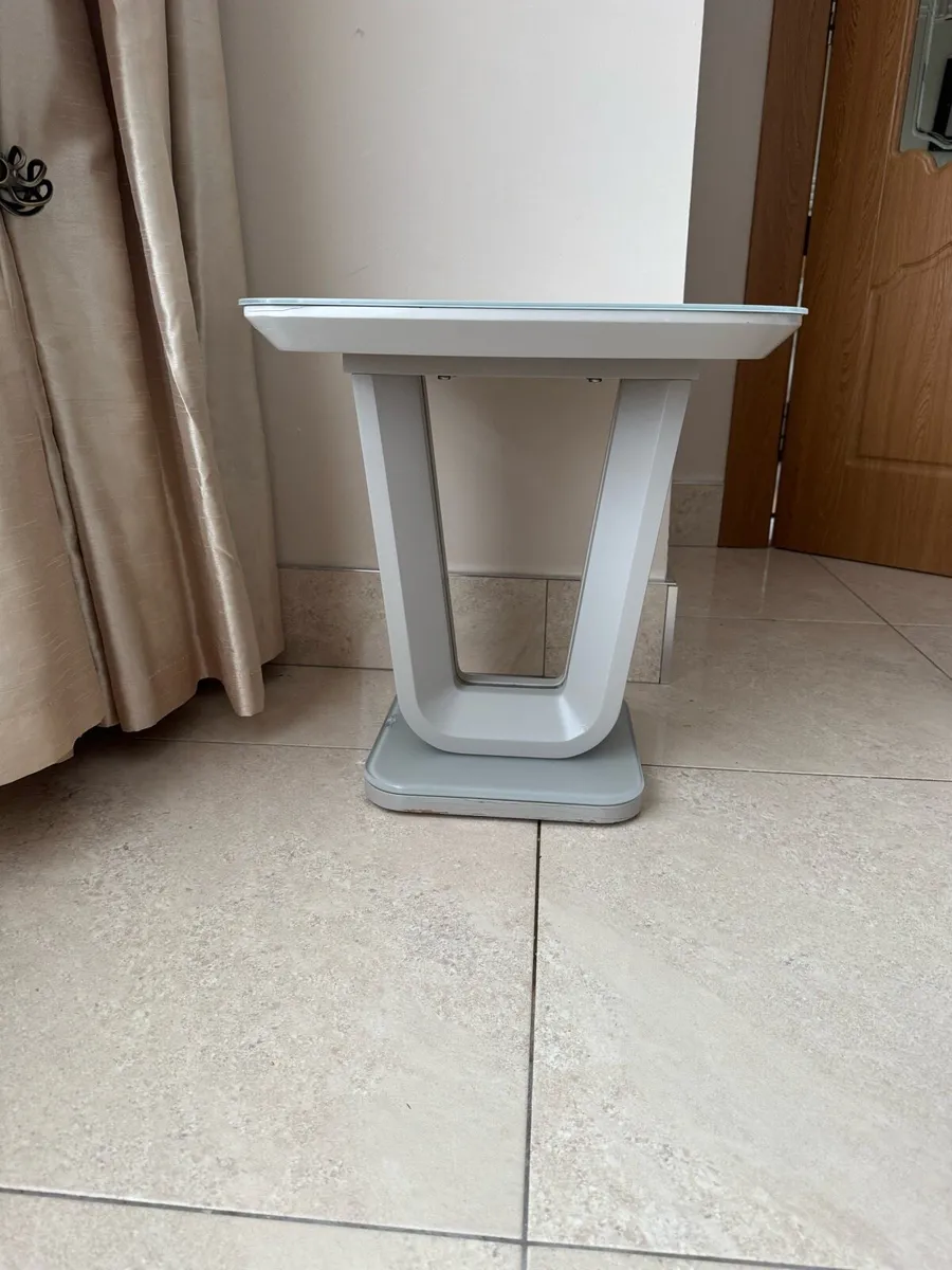 Side table - Image 1