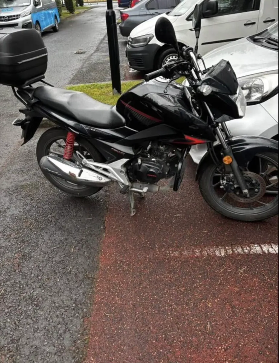 Honda CB125F - Image 1