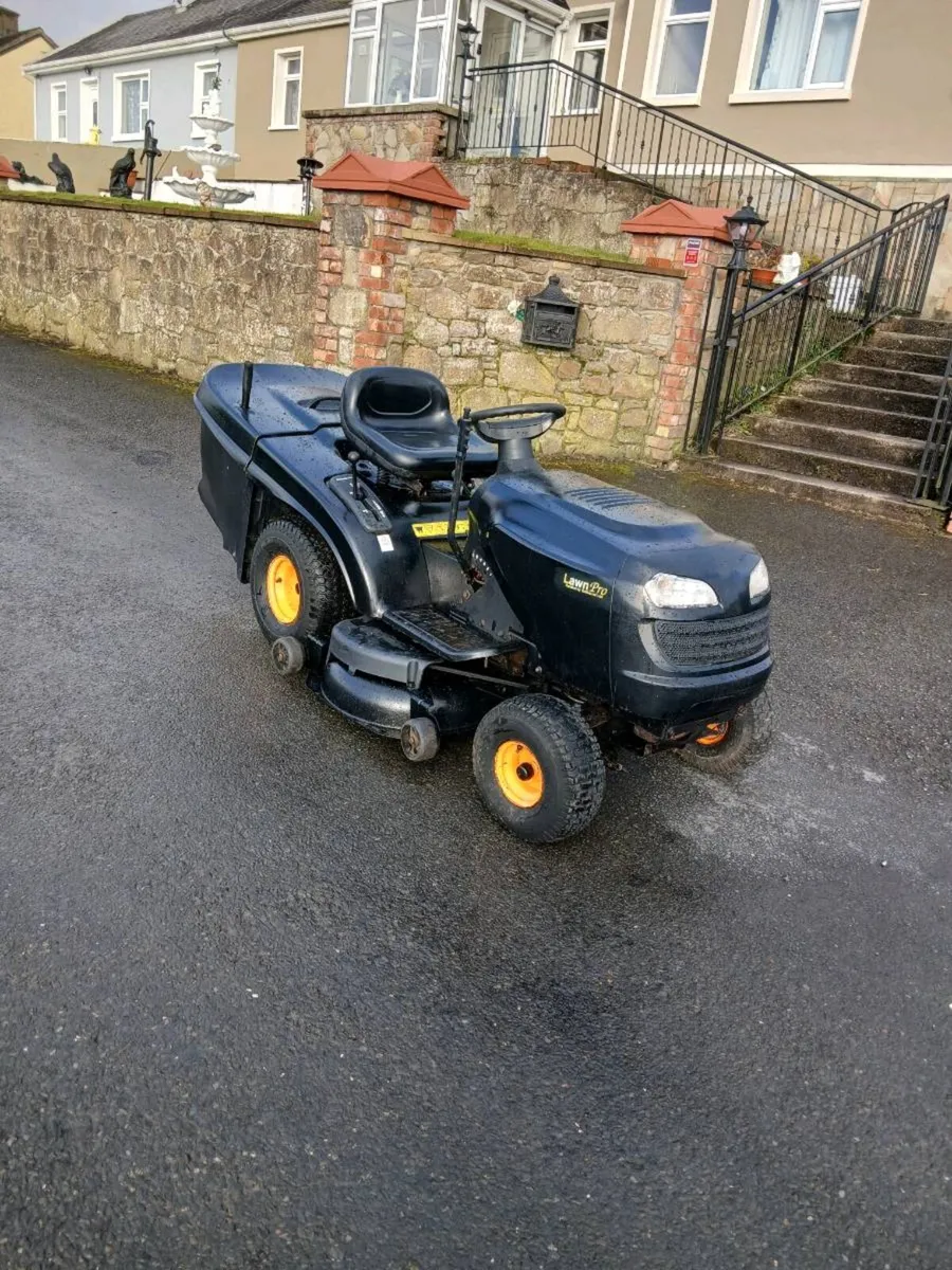 Lawnmower - Image 3