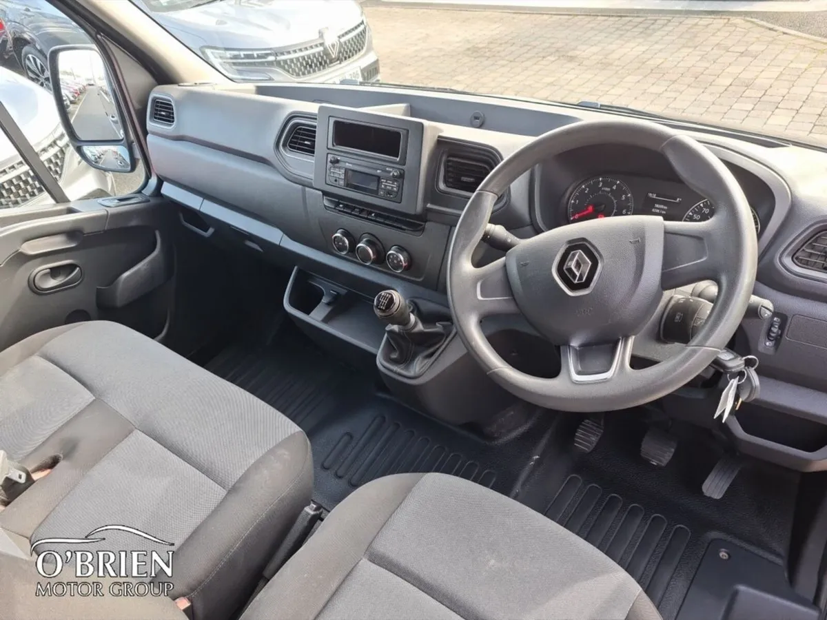 Renault Master MASTER FWD LM35 BLUE DCI 135 B - Image 2