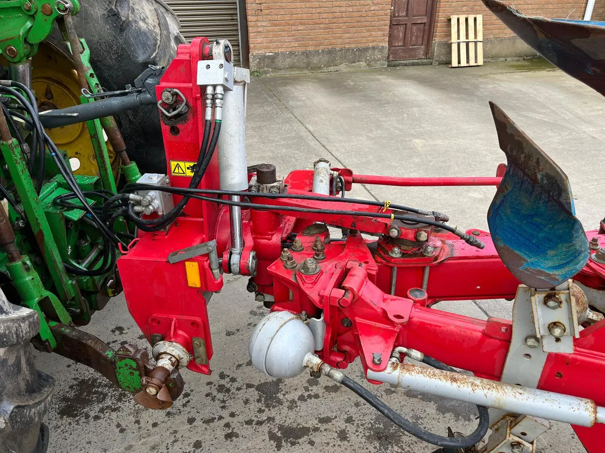 Agrolux 5 furrow  Plough - Image 3
