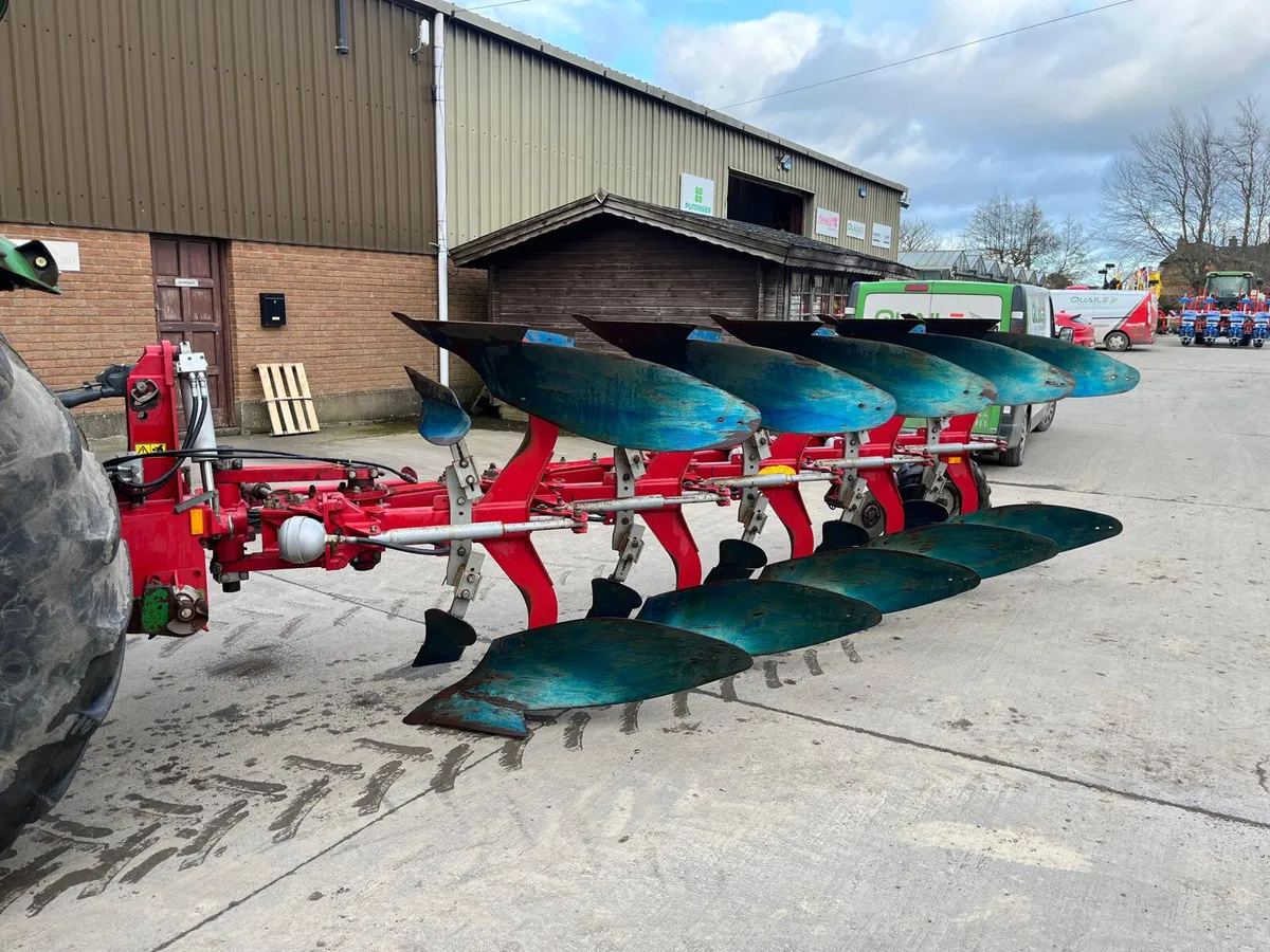 Agrolux 5 furrow  Plough - Image 1