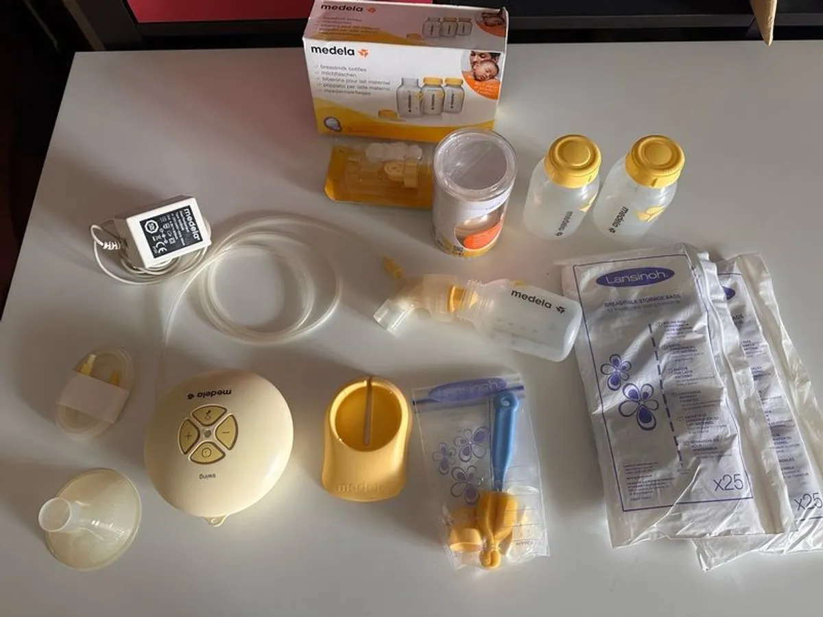 Medela Breastfeeding Bundle - Image 2