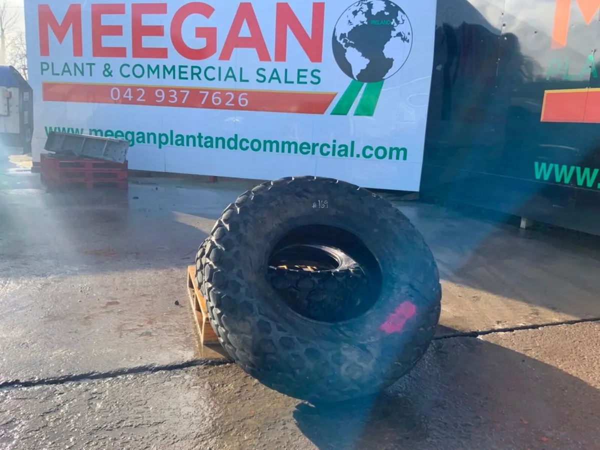 TURF TYRES. - Image 1