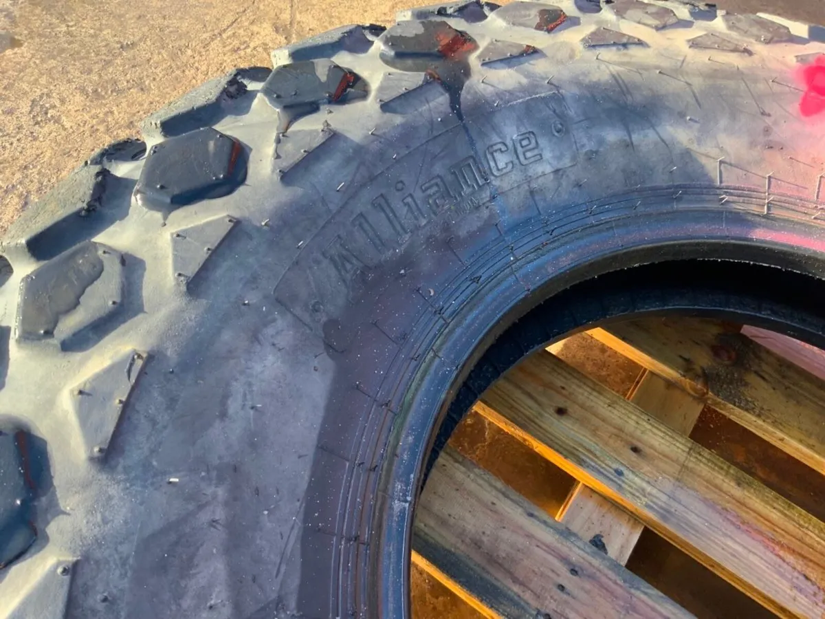 TURF TYRES. - Image 3