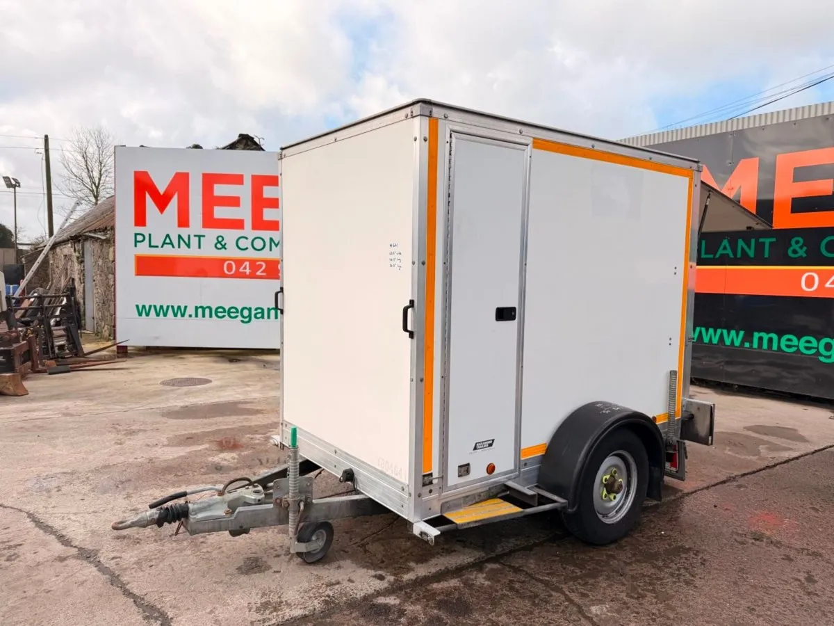 6 x 8 HAZLEWOOD BOX TRAILER ...641 - Image 1