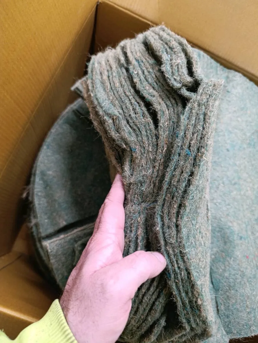 14" Hanging Basket Liners - Image 2