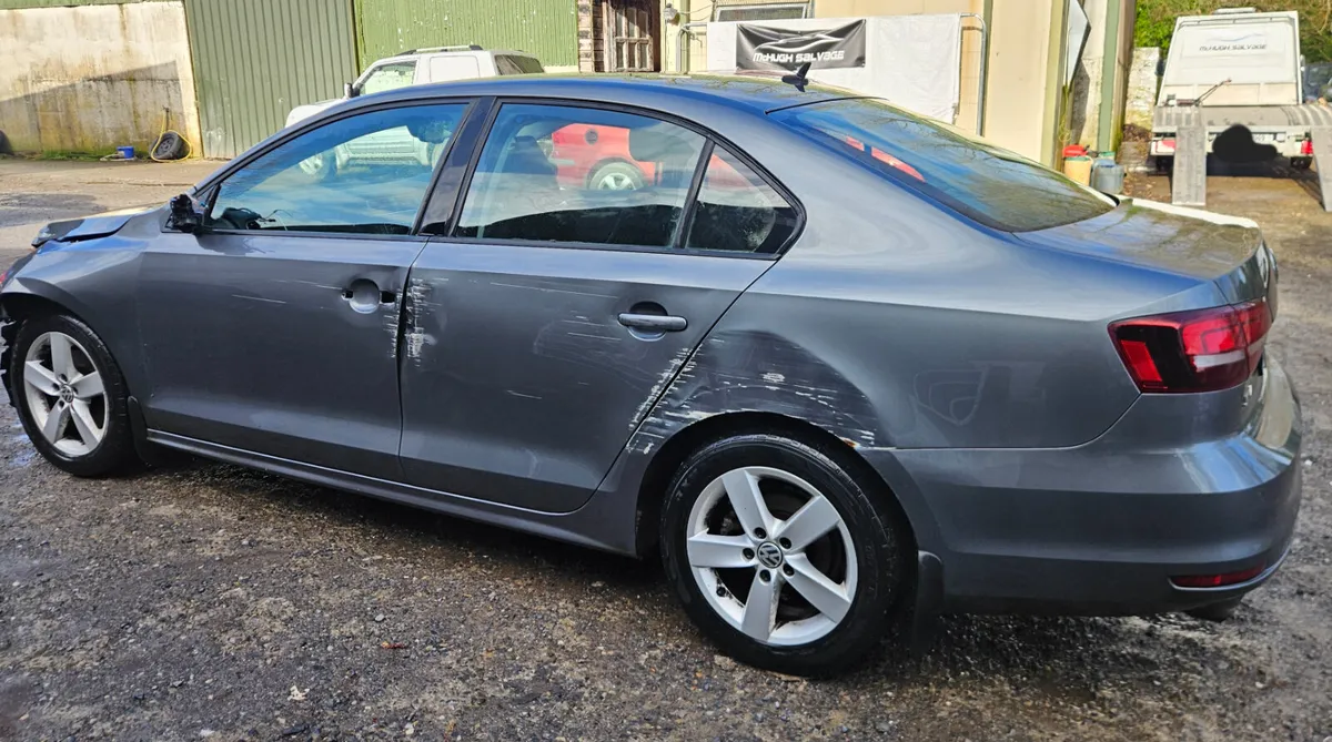 Vw Jetta 2017 2.0ltr diesel manual 164km - Image 4