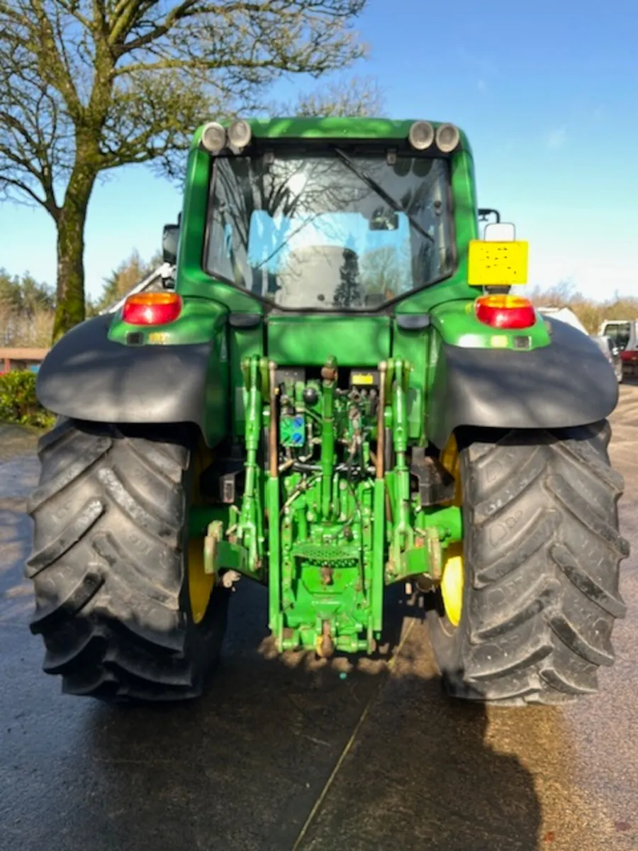 2012 John Deere 6930P Autoquad c/w front links - Image 3