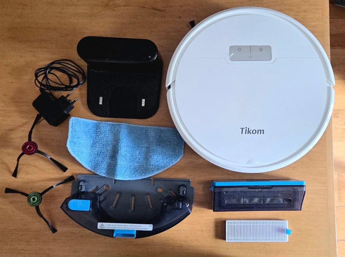 Tikom G8000 Robot Vacuum Cleaner with Mop Function - Image 1