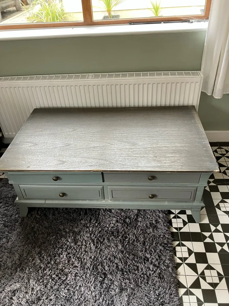 Large coffee table - Image 2