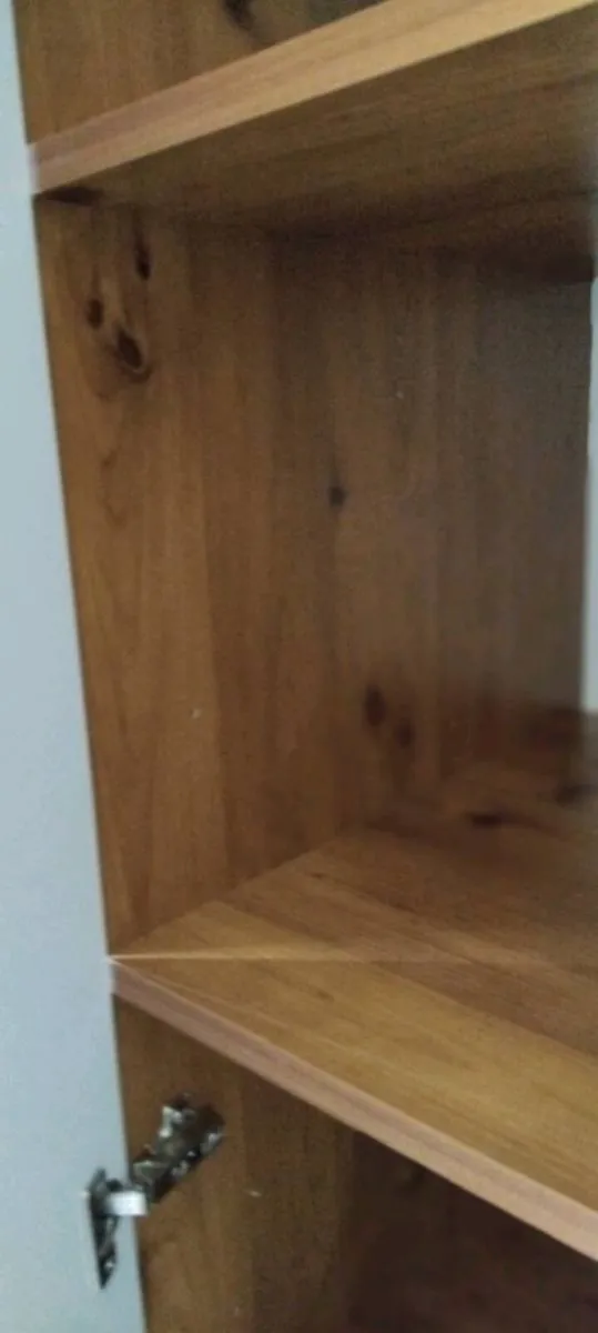 Shelved wardrobe - Image 3