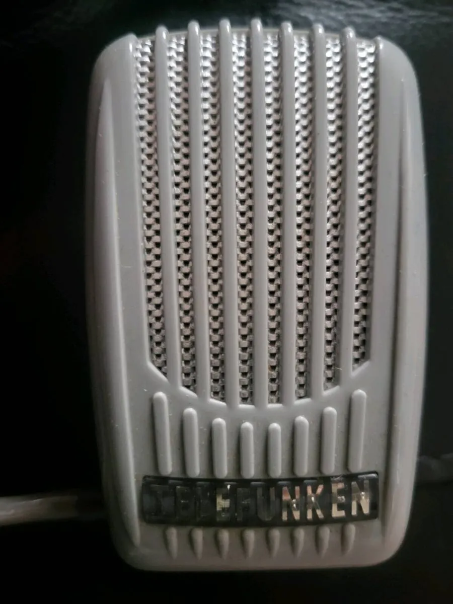 Vintage microphone - Image 2