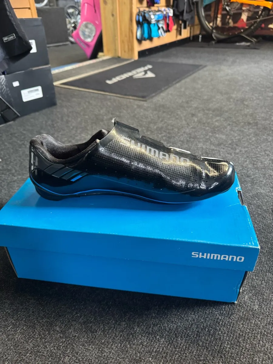 Half price carbon Shimano road shoes - Image 3