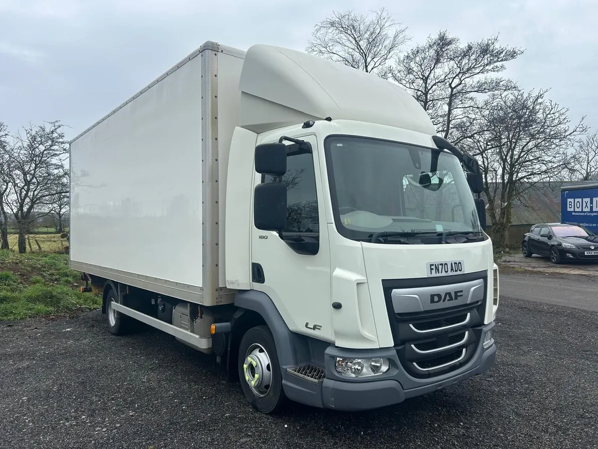 2020 DAF LF 45/180 BOXVAN - Image 1
