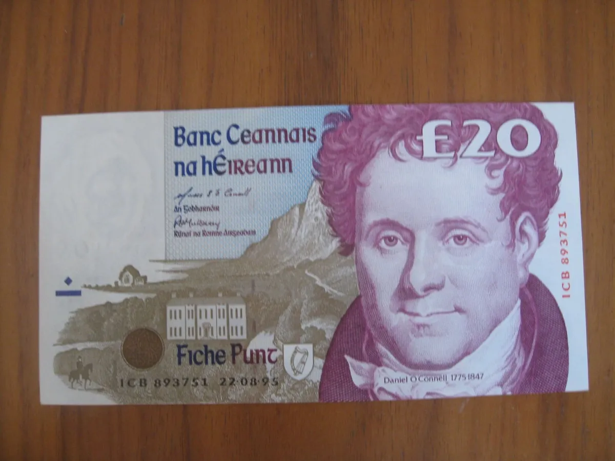 20 Pound C Series Notes - 50 Euros Each - Image 3