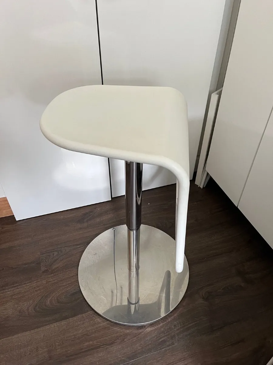 Hydraulic Kitchen Stool x 1 - Image 2