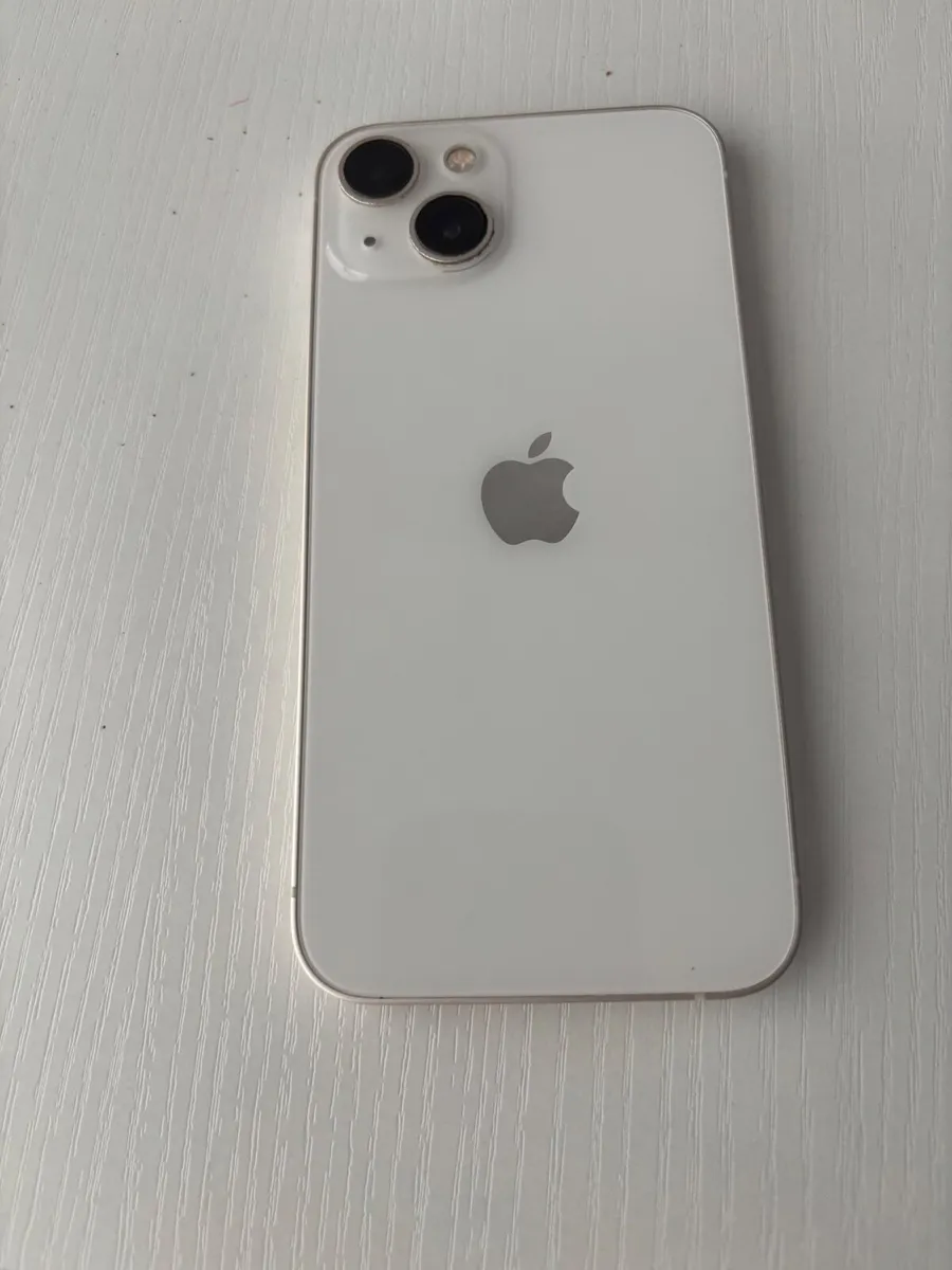 IPhone  13 - Image 1