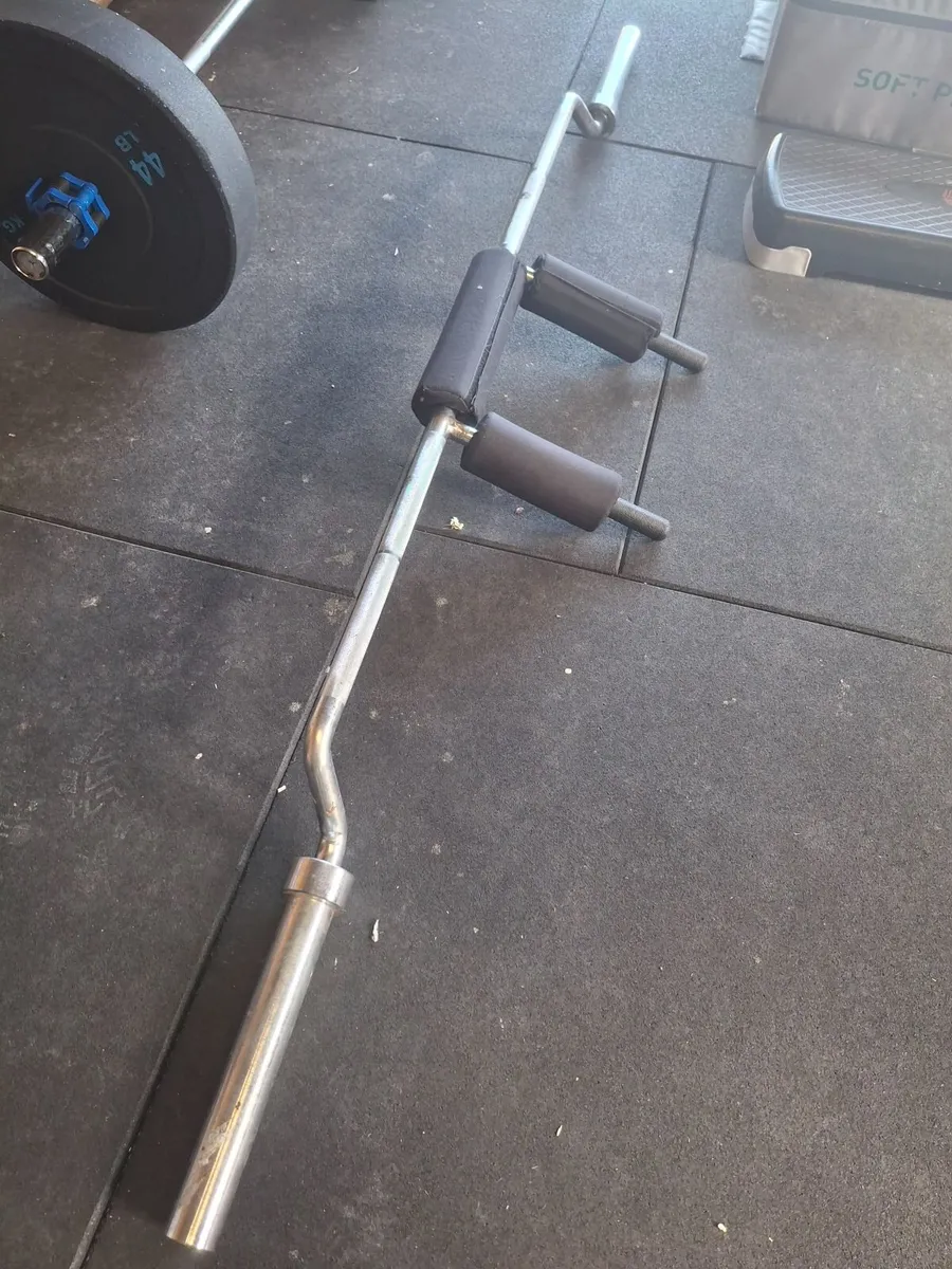 Safety squat bar