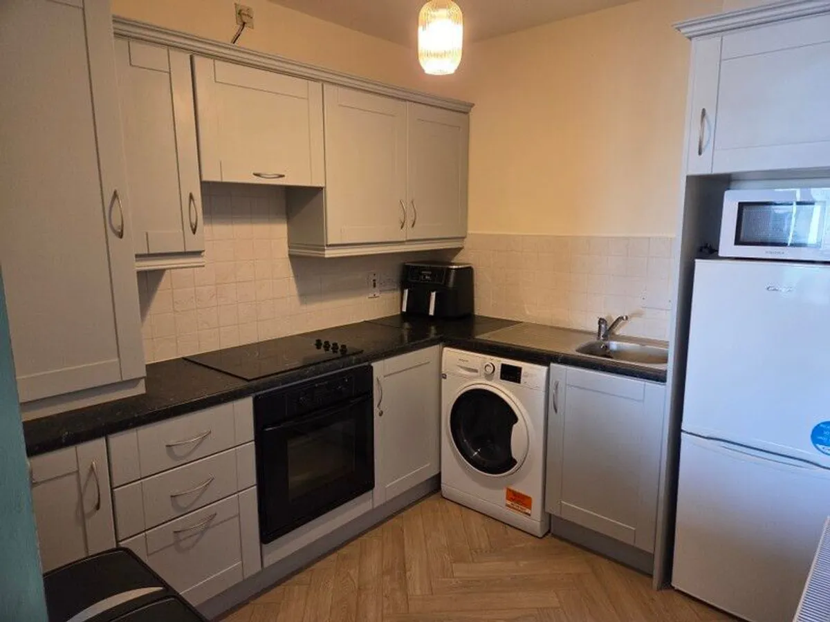 FREE Kitchen - Image 1