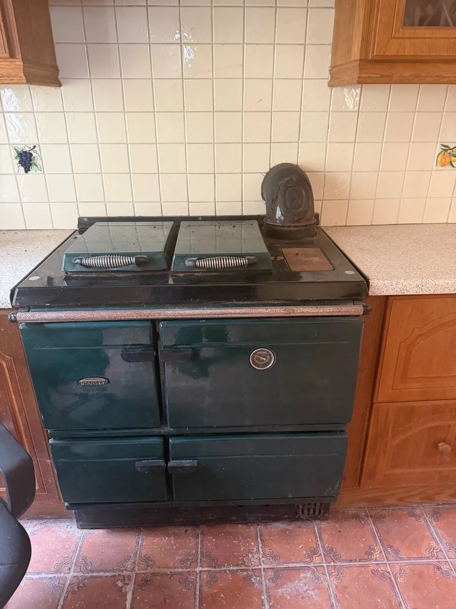 Stanley oil range - Image 1