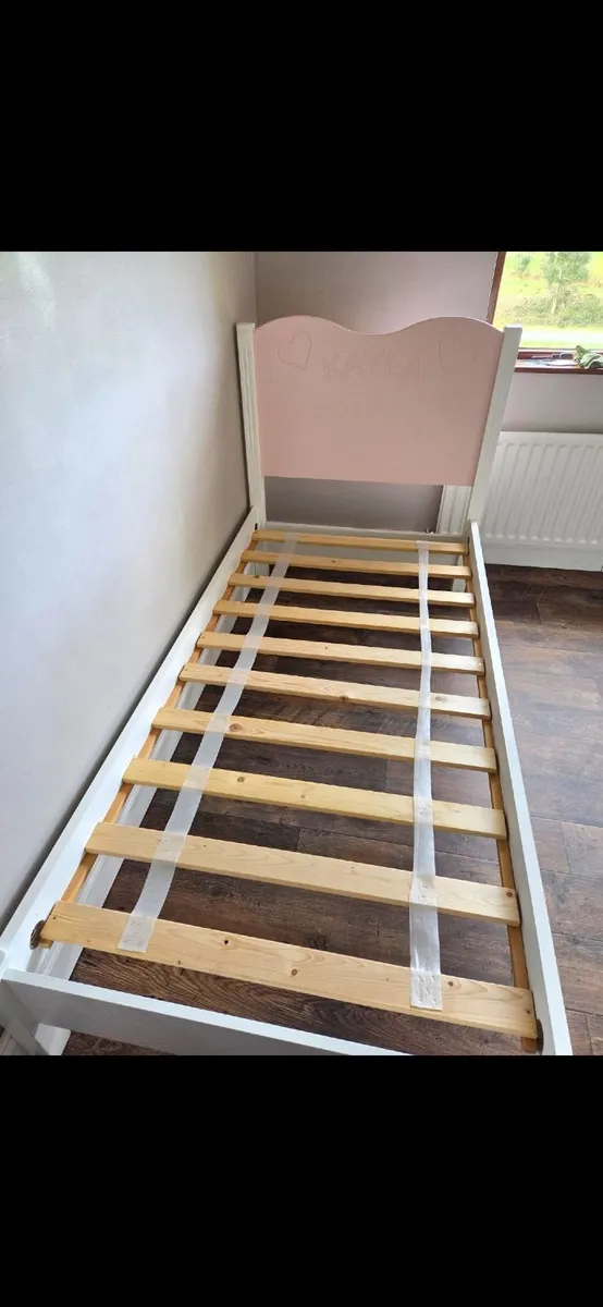 *** Single Bed with KAYLA on Headboard *** - Image 1